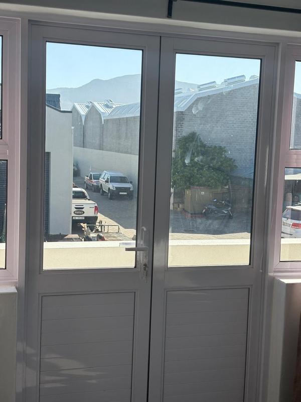 Commercial Property for Sale in Diep River Western Cape